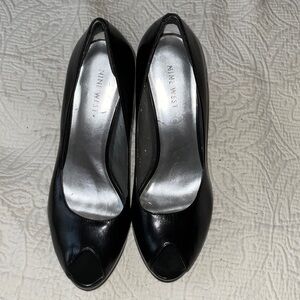 Nine West Black Leather Peep-toe Platform Heels